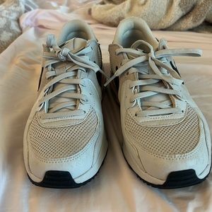 nike air max excee pink and black